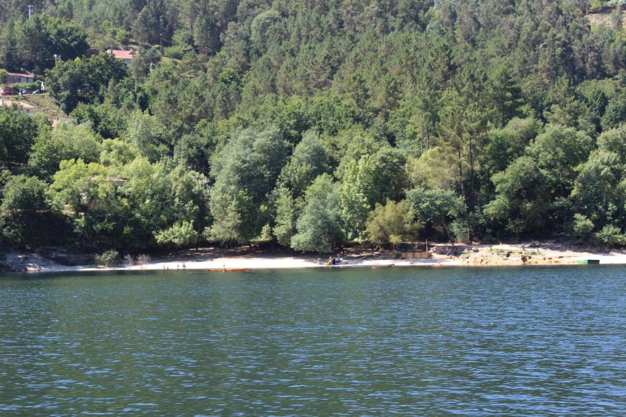 Апартаменти Casa De Casarelhos - Vistas Rio, Campo E Montanha - Lareira Жереш Екстер'єр фото