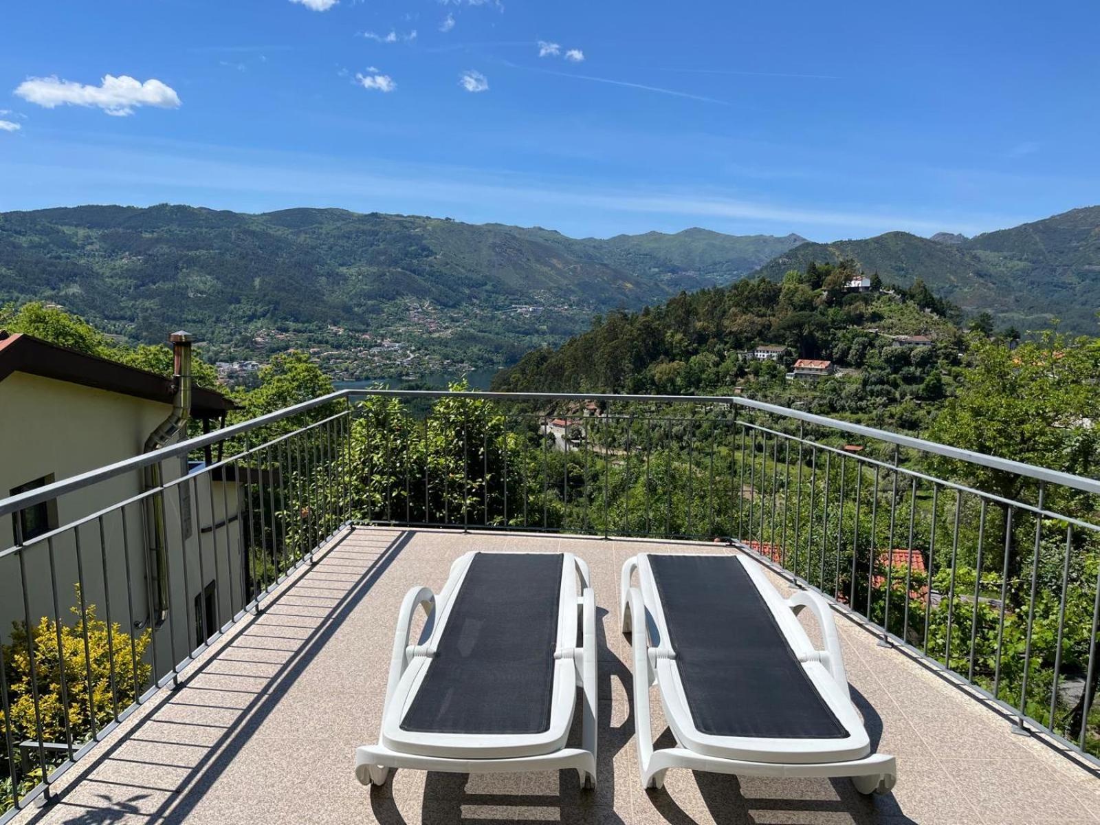 Апартаменти Casa De Casarelhos - Vistas Rio, Campo E Montanha - Lareira Жереш Екстер'єр фото
