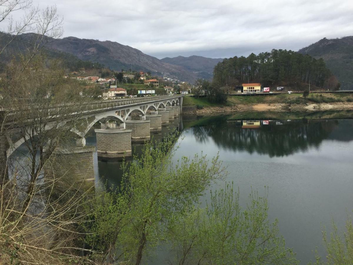 Апартаменти Casa De Casarelhos - Vistas Rio, Campo E Montanha - Lareira Жереш Екстер'єр фото